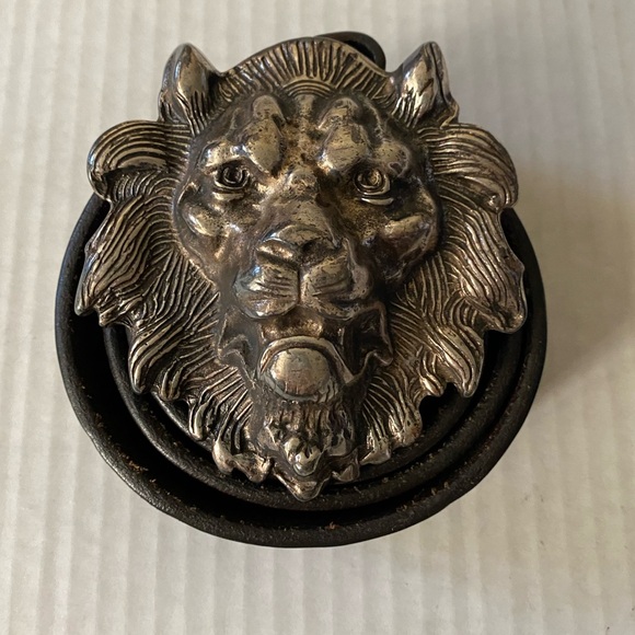 VINTAGE Silver Metal Lion's Head Belt Buckle with Belt Size 34 - Picture 2 of 16